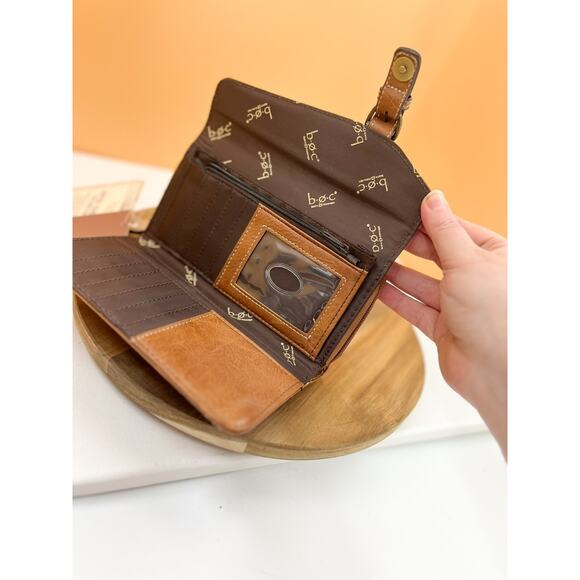 b.o.c Born Concept Clutch Wallet dark tan Faux Leather Snap NWT - Picture 8 of 16